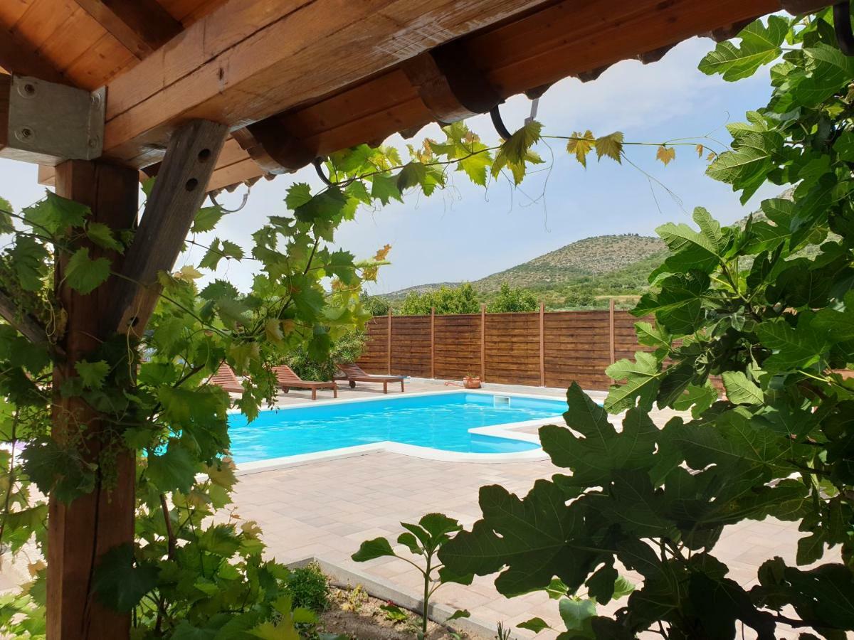 Apartment Smilje Sibenik Luaran gambar